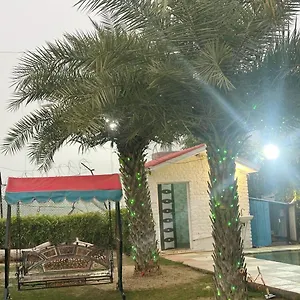 Villa Royal Lawns